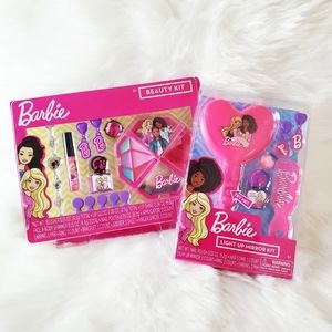 🏷NWT Barbie Mattel Beaty Kit + Light Up Mirror Kit Girl Toy Presents Bundle (2)